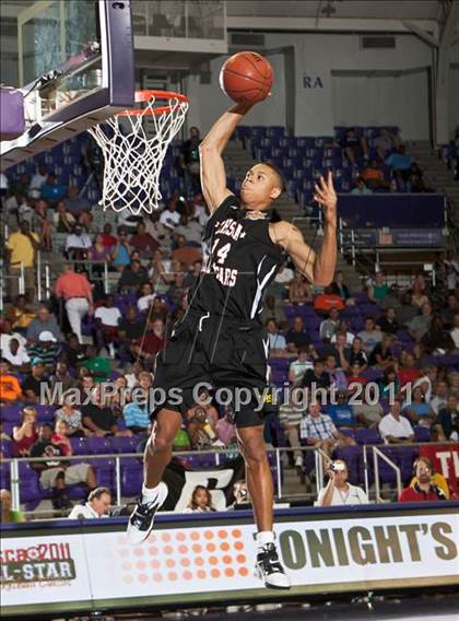 Thumbnail 1 in THSCA All-Star Basketball Game (North vs. South) photogallery.