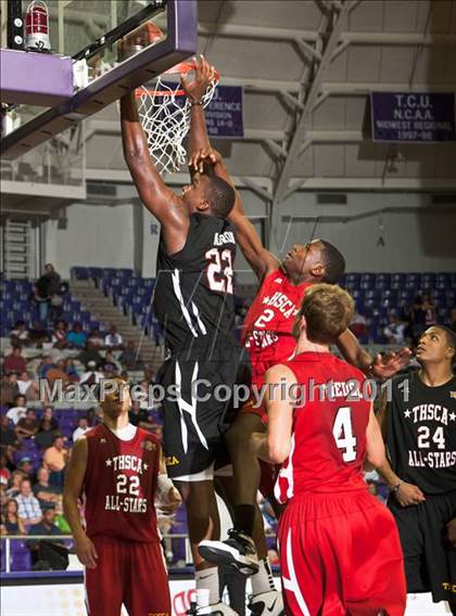 Thumbnail 1 in THSCA All-Star Basketball Game (North vs. South) photogallery.