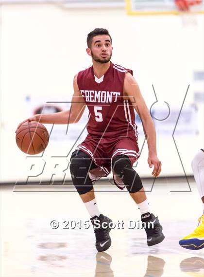 Thumbnail 2 in Saint Francis vs. Fremont (CIF CCS Open Quarterfinal) photogallery.