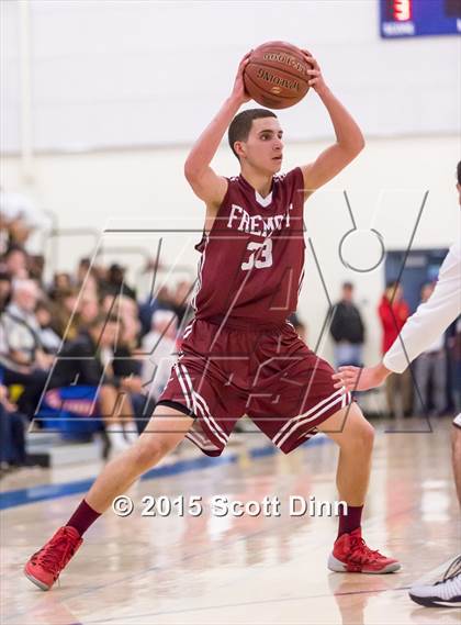 Thumbnail 2 in Saint Francis vs. Fremont (CIF CCS Open Quarterfinal) photogallery.