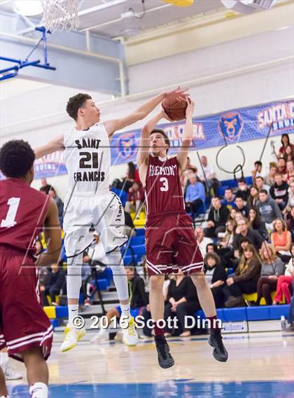 Thumbnail 1 in Saint Francis vs. Fremont (CIF CCS Open Quarterfinal) photogallery.