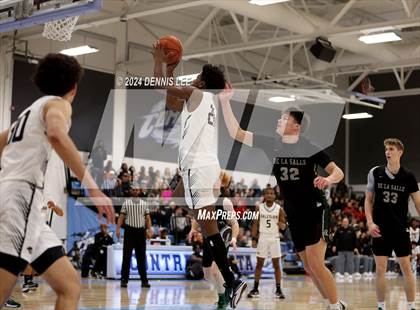 Thumbnail 1 in Salesian College Preparatory vs. De La Salle (CIF NCS Open Final) photogallery.