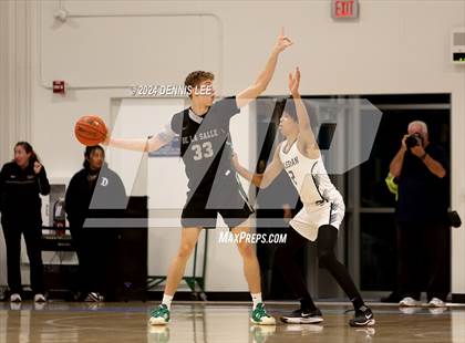 Thumbnail 1 in Salesian College Preparatory vs. De La Salle (CIF NCS Open Final) photogallery.