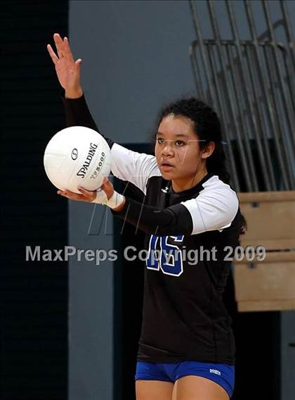 Thumbnail 1 in Tri-City Christian vs. Branson (CIF D5 State Final) photogallery.
