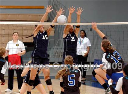 Thumbnail 3 in Tri-City Christian vs. Branson (CIF D5 State Final) photogallery.