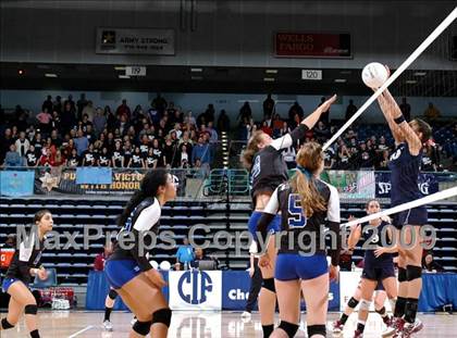 Thumbnail 1 in Tri-City Christian vs. Branson (CIF D5 State Final) photogallery.