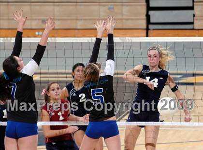 Thumbnail 3 in Tri-City Christian vs. Branson (CIF D5 State Final) photogallery.
