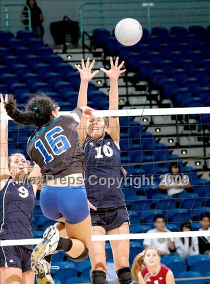 Thumbnail 3 in Tri-City Christian vs. Branson (CIF D5 State Final) photogallery.