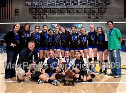 Thumbnail 1 in Tri-City Christian vs. Branson (CIF D5 State Final) photogallery.