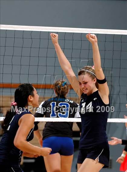 Thumbnail 3 in Tri-City Christian vs. Branson (CIF D5 State Final) photogallery.