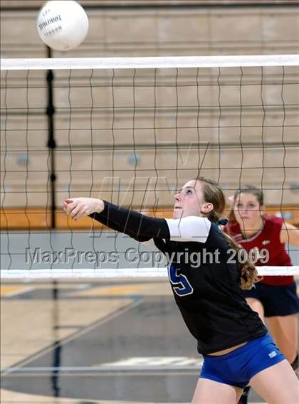 Thumbnail 1 in Tri-City Christian vs. Branson (CIF D5 State Final) photogallery.