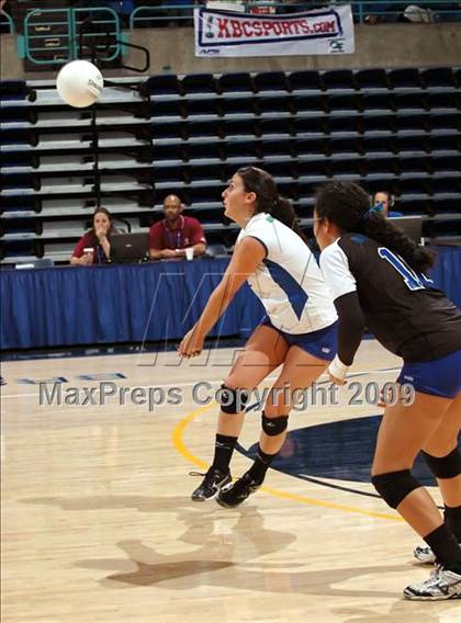 Thumbnail 3 in Tri-City Christian vs. Branson (CIF D5 State Final) photogallery.