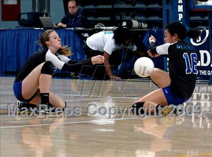 Thumbnail 2 in Tri-City Christian vs. Branson (CIF D5 State Final) photogallery.