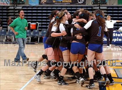 Thumbnail 2 in Tri-City Christian vs. Branson (CIF D5 State Final) photogallery.