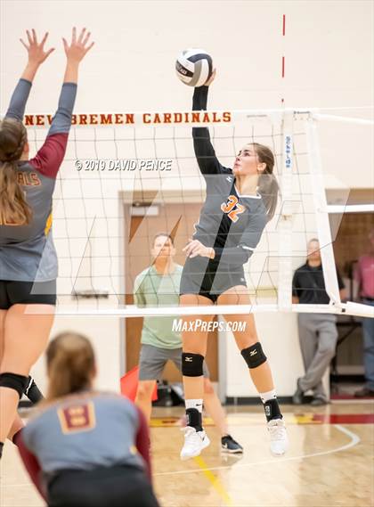 Thumbnail 3 in Minster @ New Bremen photogallery.