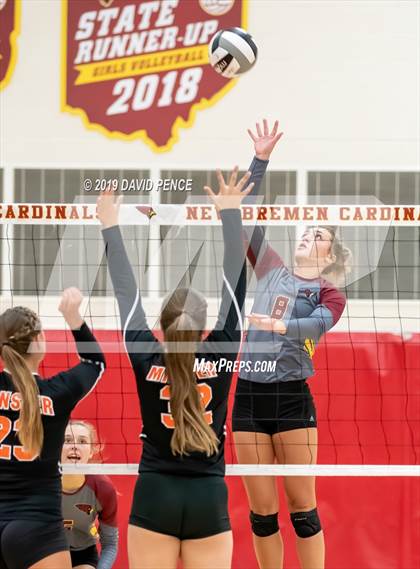 Thumbnail 3 in Minster @ New Bremen photogallery.