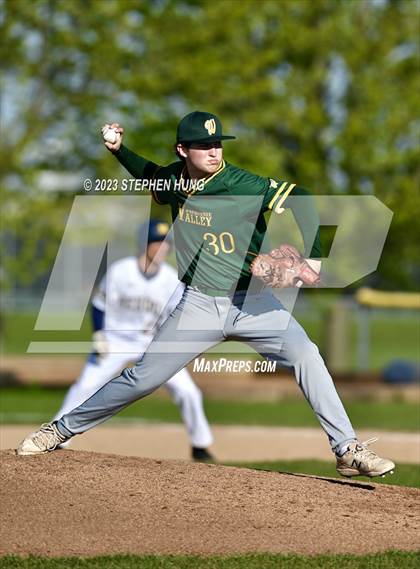 Thumbnail 3 in Waubonsie Valley @ Neuqua Valley photogallery.