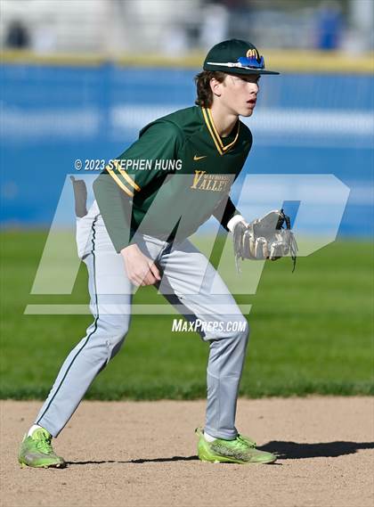 Thumbnail 3 in Waubonsie Valley @ Neuqua Valley photogallery.