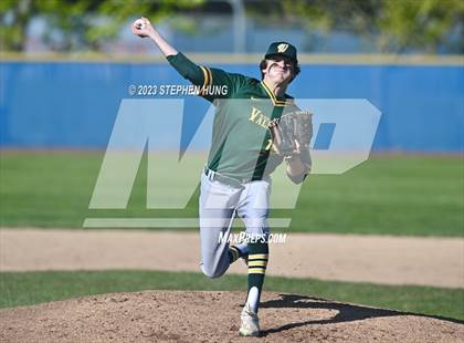 Thumbnail 1 in Waubonsie Valley @ Neuqua Valley photogallery.