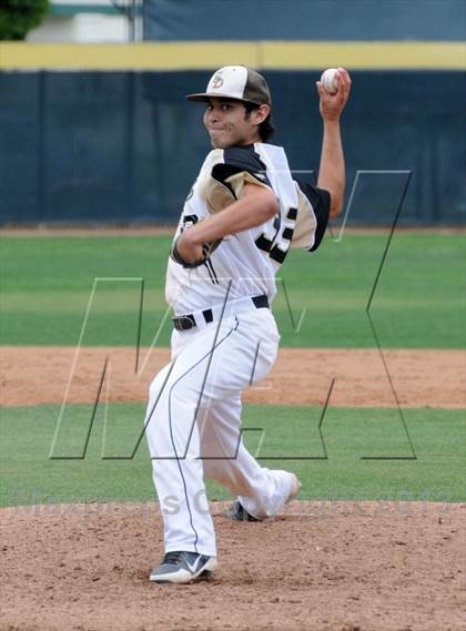 Thumbnail 2 in Foothill vs. El Dorado photogallery.