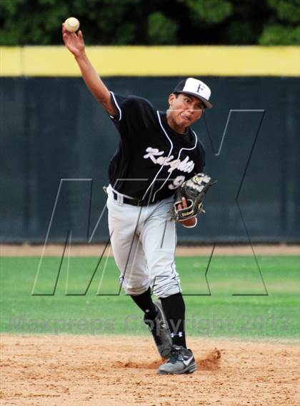 Thumbnail 3 in Foothill vs. El Dorado photogallery.