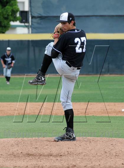 Thumbnail 2 in Foothill vs. El Dorado photogallery.
