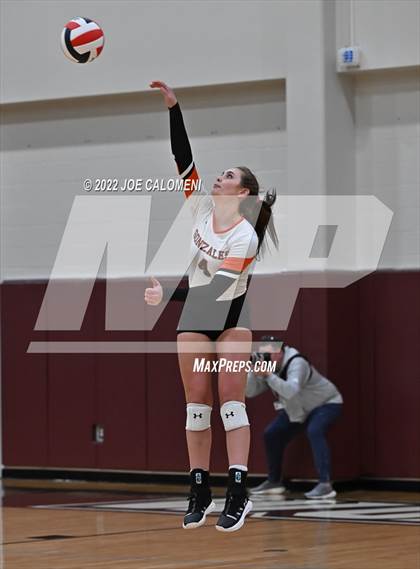 Thumbnail 3 in Gonzales @ Davenport (UIL 4A Bi-District) photogallery.