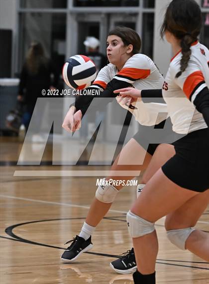 Thumbnail 2 in Gonzales @ Davenport (UIL 4A Bi-District) photogallery.