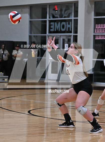 Thumbnail 2 in Gonzales @ Davenport (UIL 4A Bi-District) photogallery.