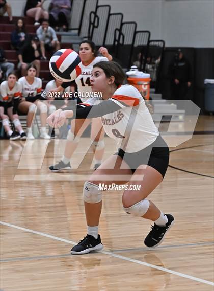 Thumbnail 1 in Gonzales @ Davenport (UIL 4A Bi-District) photogallery.