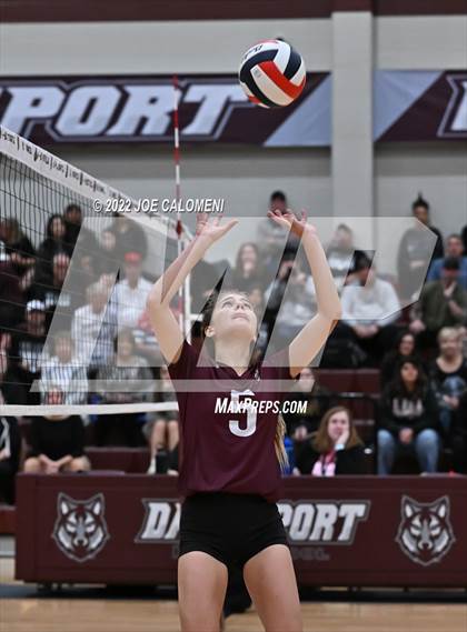 Thumbnail 1 in Gonzales @ Davenport (UIL 4A Bi-District) photogallery.