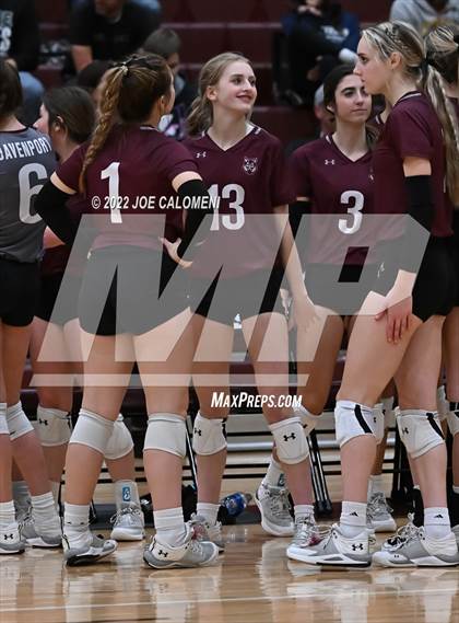 Thumbnail 3 in Gonzales @ Davenport (UIL 4A Bi-District) photogallery.