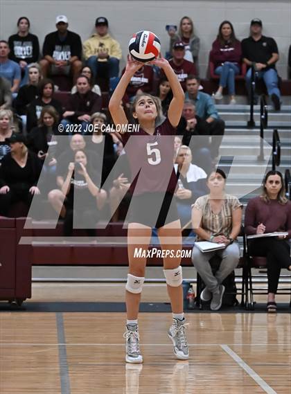 Thumbnail 2 in Gonzales @ Davenport (UIL 4A Bi-District) photogallery.