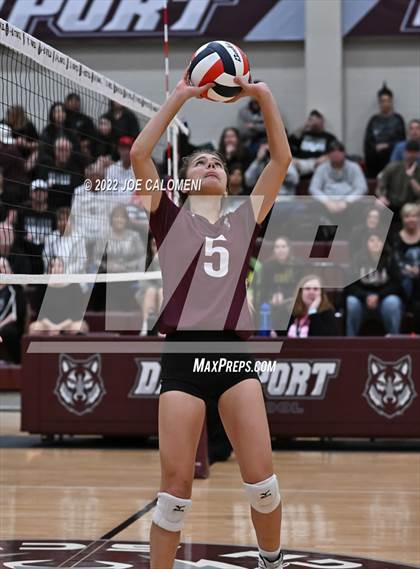Thumbnail 2 in Gonzales @ Davenport (UIL 4A Bi-District) photogallery.
