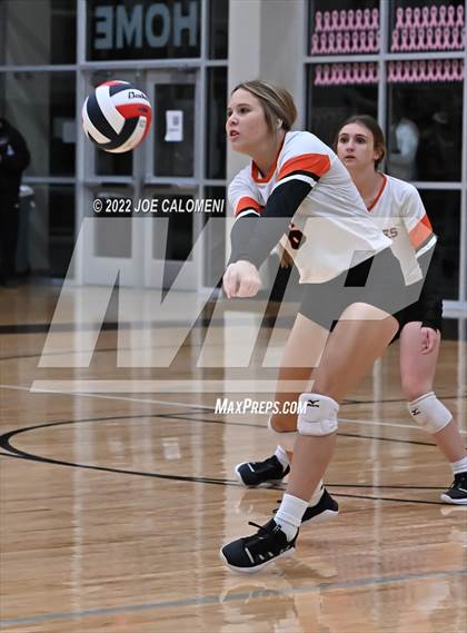 Thumbnail 2 in Gonzales @ Davenport (UIL 4A Bi-District) photogallery.