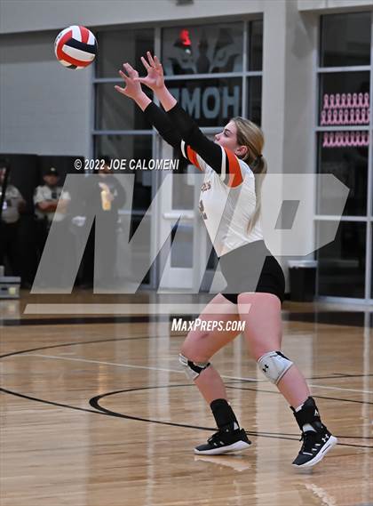 Thumbnail 2 in Gonzales @ Davenport (UIL 4A Bi-District) photogallery.