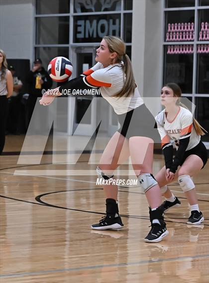 Thumbnail 3 in Gonzales @ Davenport (UIL 4A Bi-District) photogallery.