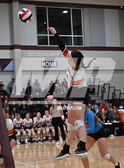 Thumbnail 1 in Gonzales @ Davenport (UIL 4A Bi-District) photogallery.