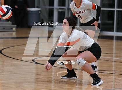 Thumbnail 2 in Gonzales @ Davenport (UIL 4A Bi-District) photogallery.