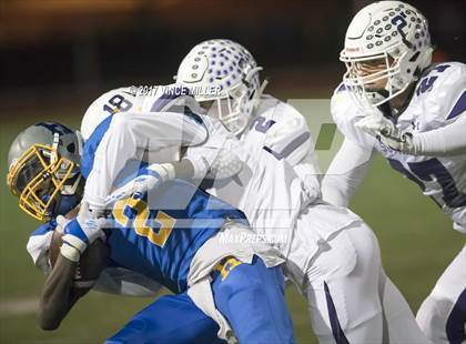 Thumbnail 1 in Sumner vs Hazen (WIAA 4A District Playoff) photogallery.