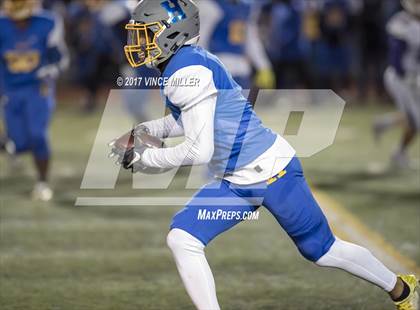 Thumbnail 1 in Sumner vs Hazen (WIAA 4A District Playoff) photogallery.
