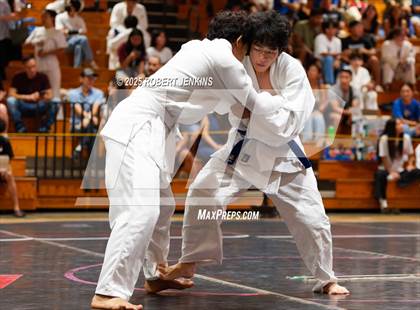 Thumbnail 2 in OIA Eastern Division Championship photogallery.