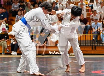 Thumbnail 2 in OIA Eastern Division Championship photogallery.
