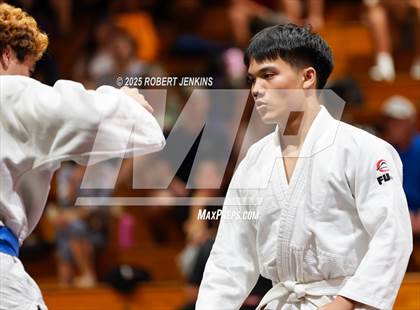 Thumbnail 3 in OIA Eastern Division Championship photogallery.