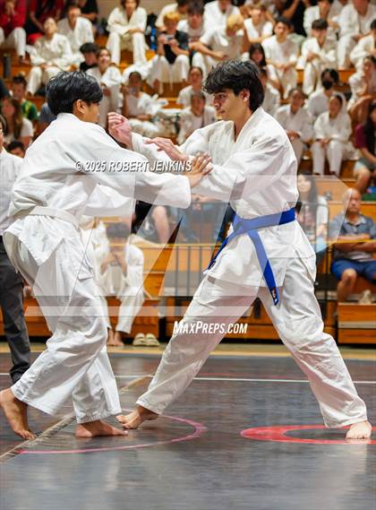 Thumbnail 3 in OIA Eastern Division Championship photogallery.