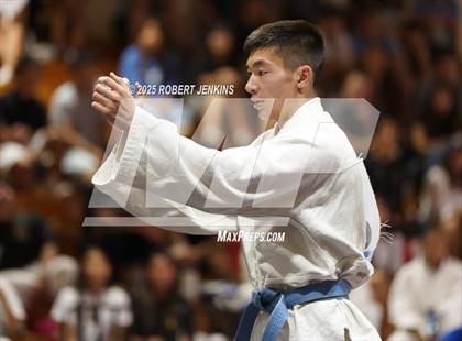 Thumbnail 2 in OIA Eastern Division Championship photogallery.
