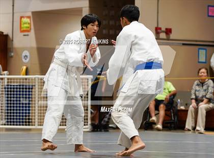 Thumbnail 2 in OIA Eastern Division Championship photogallery.