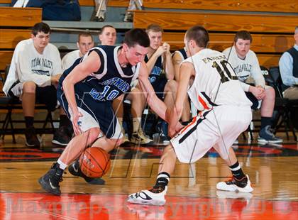 Thumbnail 3 in Putnam Valley vs. Pawling photogallery.