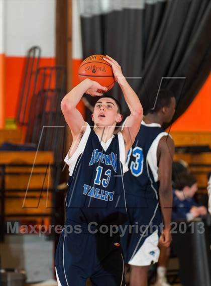Thumbnail 2 in Putnam Valley vs. Pawling photogallery.
