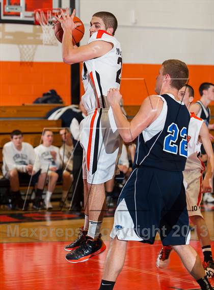 Thumbnail 2 in Putnam Valley vs. Pawling photogallery.